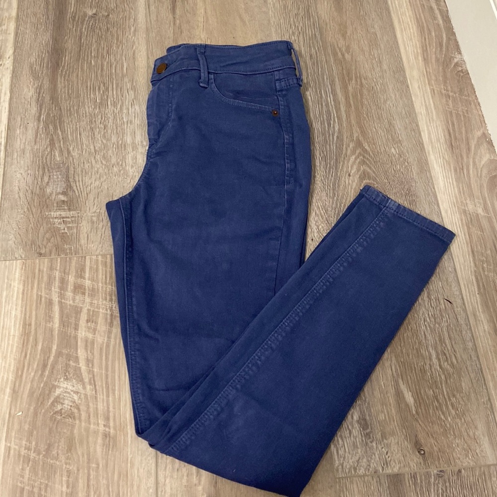 Old Navy Rockstar Mid-Rise Size 4 Jean